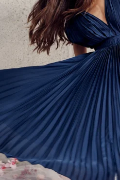 Outlet Anetta Midi Dress In Pleated Navy Satin Dresses|Formal