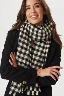 New Aubrey Knit Scarf In Black Gingham Knitwear|Knitwear