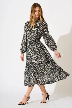 Hot Avery Midi Dress in Black and White Spot Dresses|Casual