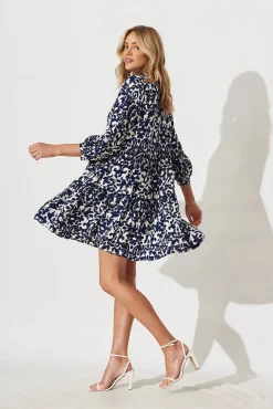Best Caracelle Smock Dress In White With Navy Print Dresses|Casual