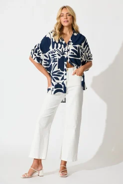 Outlet Celia Shirt in Navy and White Print Tops