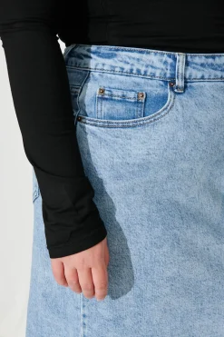 Online Deja Vu Midi Stretch Denim Skirt In Light Blue Wash Bottoms|Denim