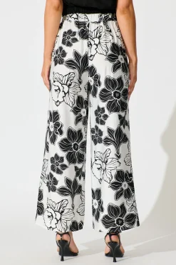 Hot Della Pant in Black Floral Bottoms|Pants