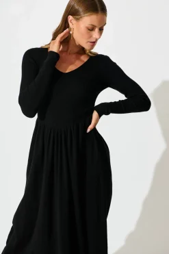 Online Dove Midi Knit Dress in Black Dresses|Knitwear