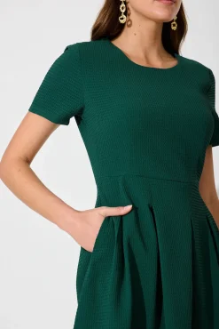 Hot Elizabeth Dress In Textured Emerald Dresses|Casual