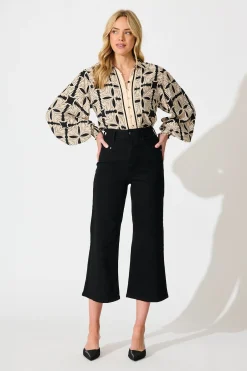 Outlet Esra Shirt in Cream with Black Tile Print Tops