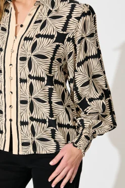 Outlet Esra Shirt in Cream with Black Tile Print Tops