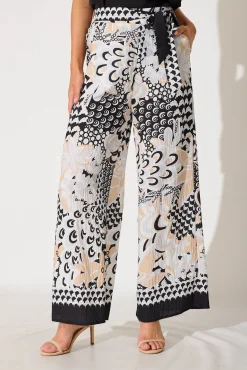 Fashion Forsythia Pant In Black With Beige Print Bottoms