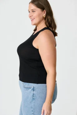Hot Gandia Top In Black Tops