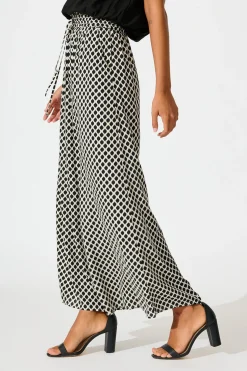 Outlet Goldie Wide Leg Pant in Black and Cream Geometric Print Bottoms|Pants