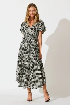 New Heidi Maxi Dress in Black and Cream Geometric Print Dresses|Casual