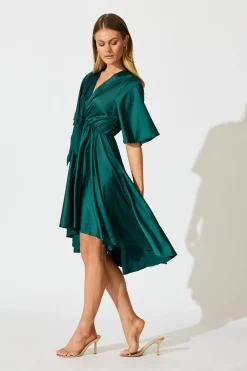 Outlet Helsinki Dress In Emerald Green Satin Dresses|Party