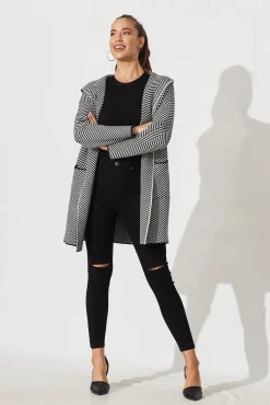 Online Jora Knit Hood Cardigan In Black With Herringbone Wool Blend Knitwear|Knitwear