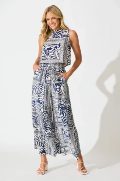 Clearance Leona Top in Navy and Cream Tile Print Tops|Casual