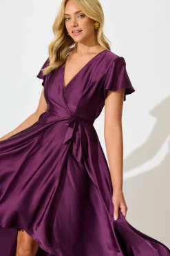 Outlet Loulou Maxi Dress in Plum Satin Dresses|Party