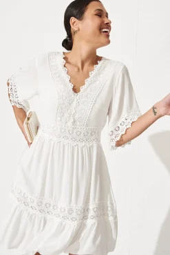 New Macca Dress In White Dresses|Casual