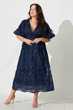 Outlet Millie Lace Maxi Dress In Navy Dresses|Formal