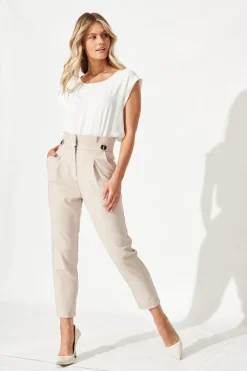Sale Rejina Top In White Tops|Workwear
