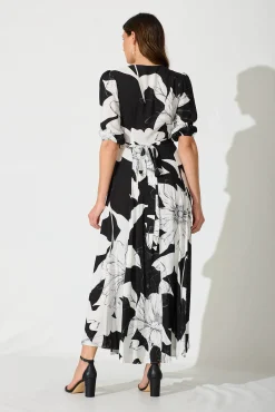 Discount Ronda Maxi Wrap Dress In Black With White Floral Dresses|Casual