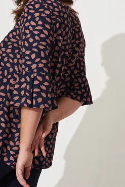 Outlet Tai Top in Navy with Rust Leaf Tops|Workwear