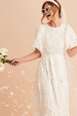 Sale Tillie Lace Maxi Dress In White Dresses|Formal