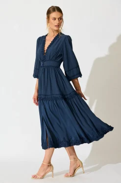 Discount Yasmina Midi Dress in Navy Dresses|Casual