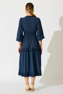Discount Yasmina Midi Dress in Navy Dresses|Casual